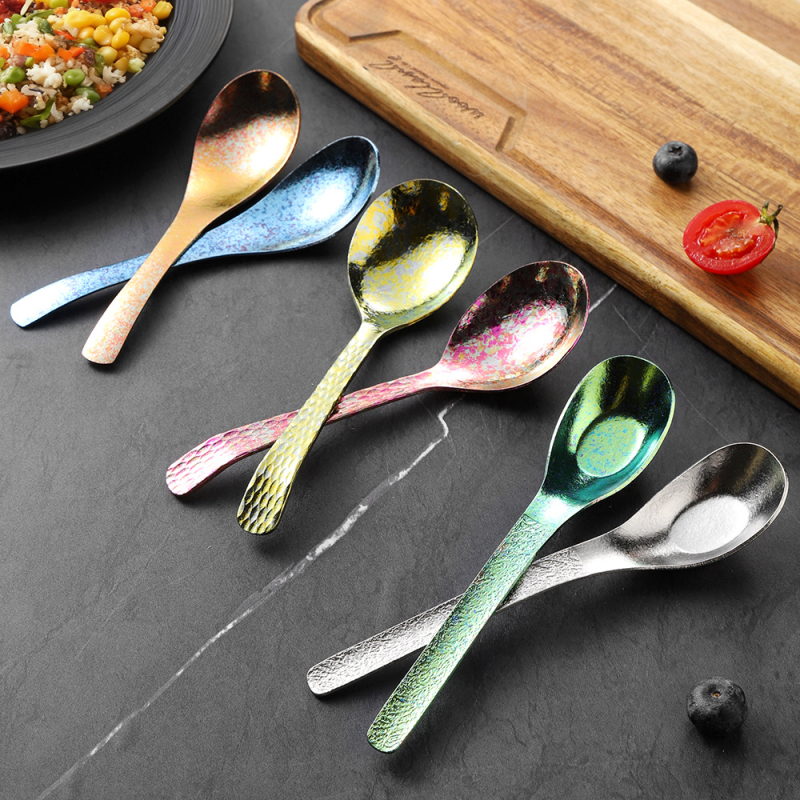 Κουταλάκι από καθαρό τιτάνιο με μοτίβο πάγου-κρυστάλλου και σφυρήλατη υφή, αντιβακτηριακό, μοντέρνος απλός σχεδιασμός για φαγητό και σούπα.