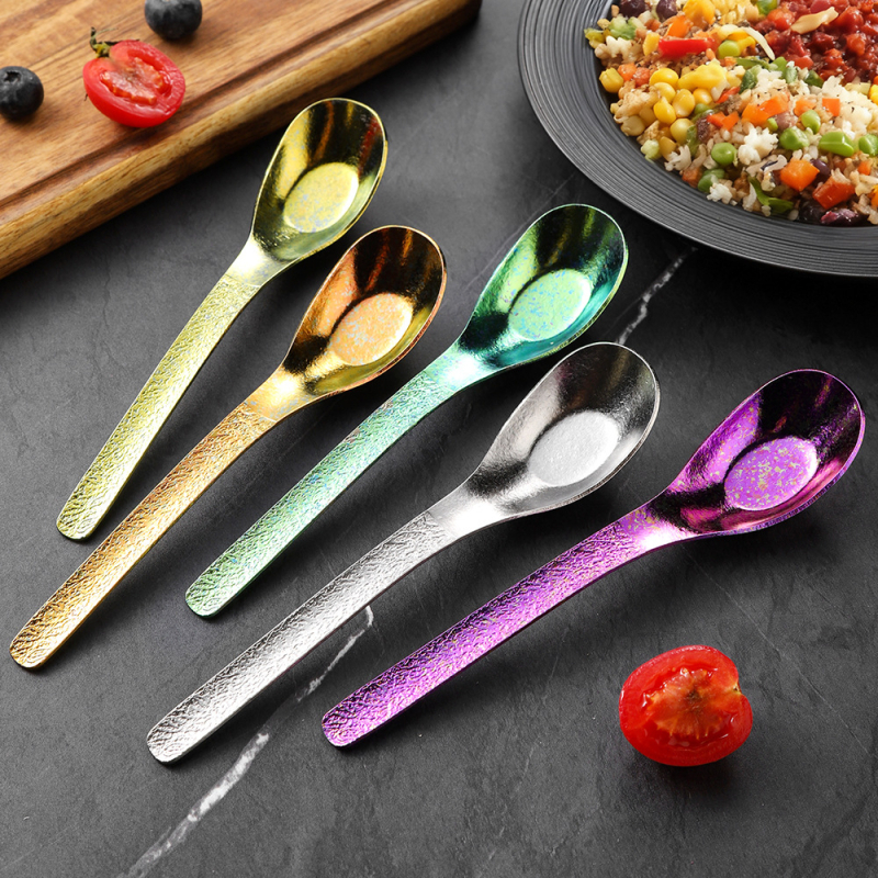 Κουταλάκι από καθαρό τιτάνιο με μοτίβο πάγου-κρυστάλλου και σφυρήλατη υφή, αντιβακτηριακό, μοντέρνος απλός σχεδιασμός για φαγητό και σούπα.