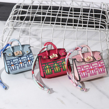 PVC müntide rahakott triibulise mustriga, linnaline minimalistlik stiil naistele