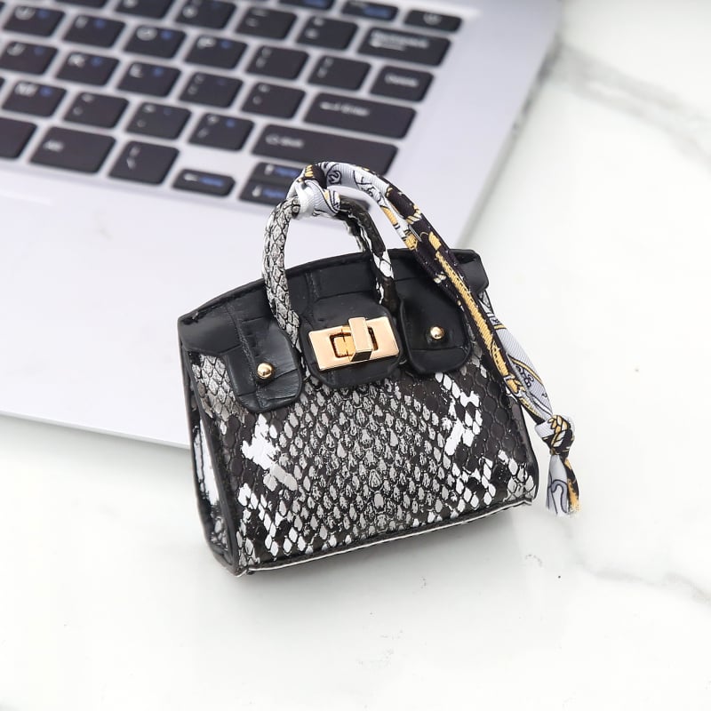 PVC müntide rahakott triibulise mustriga, linnaline minimalistlik stiil naistele