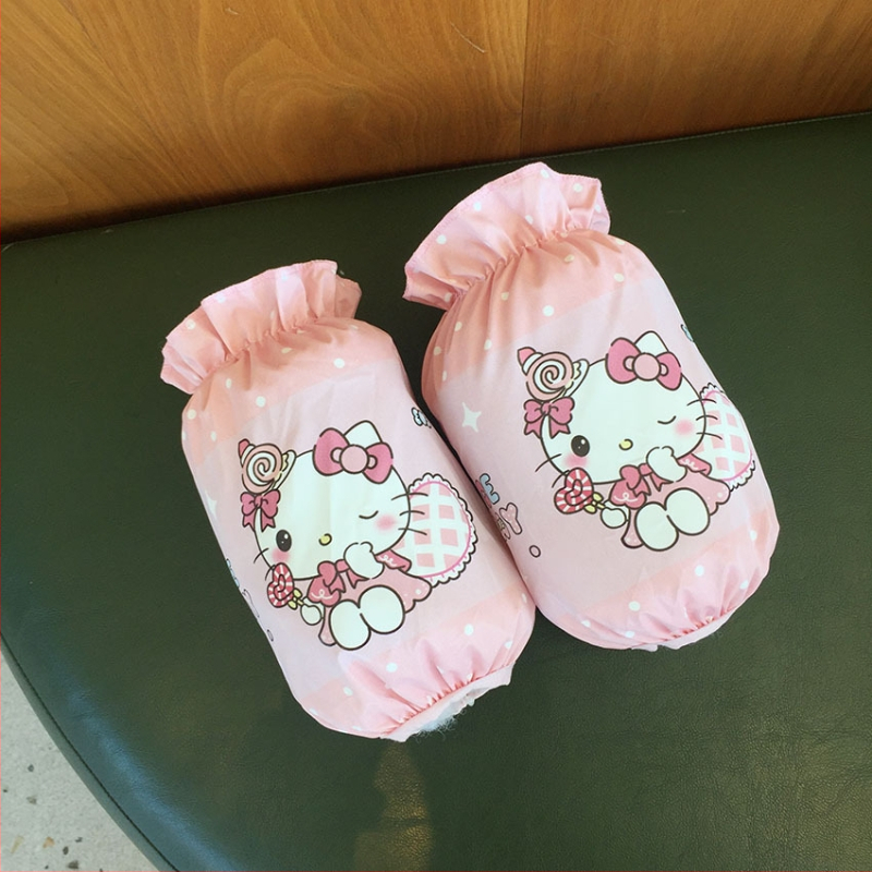 Laste veekindlad varrukakaitsmed karikatuurmustriga, nailonist, vanus 0–13 aastat, sobib talvele, kevadelle ja sügisesele.