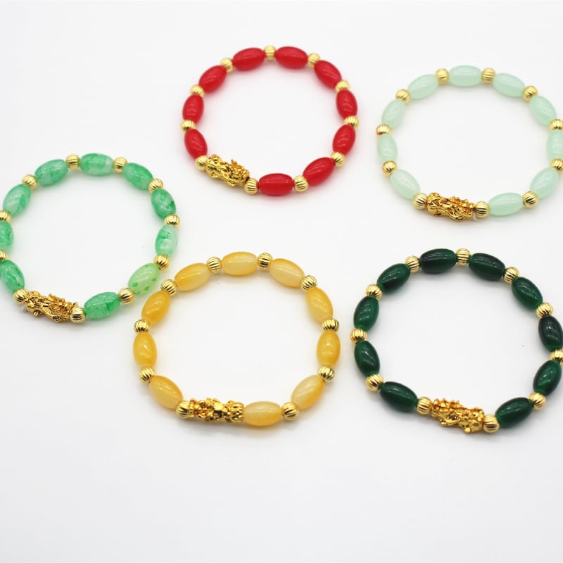 Гривна от сплав, електроплатирана; унисекс, геометричен стил — серия гривни с мъниста