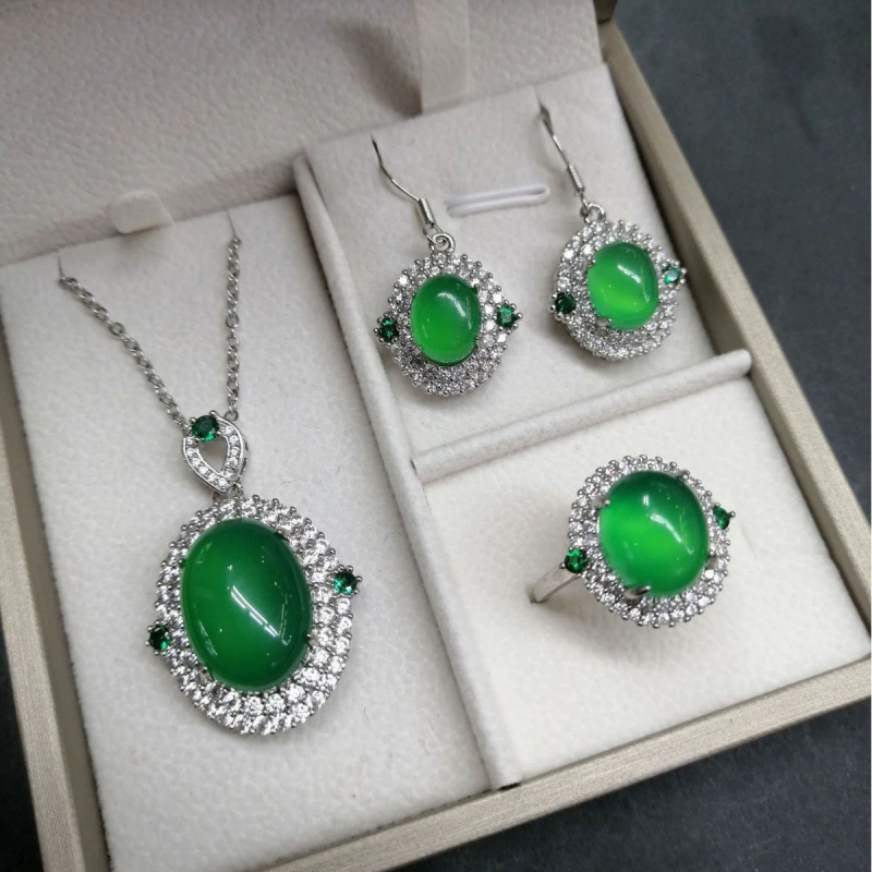 Set nakita: naušnice, ogrlica i prsteni od bakrene legure s elektroplatiranjem; trodijelni set; ljeto 2024; stil: novi kineski stil