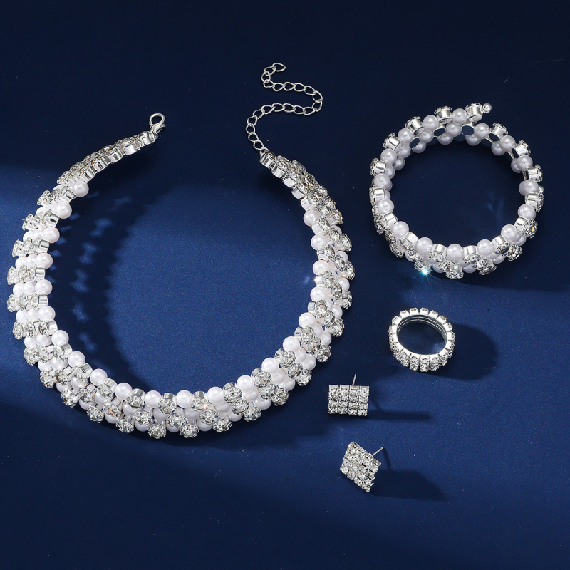 Set nakita s rhinestones i cirkonima, izgled punog dijamanta, cinkova legura, lagani luksuz – naušnice, ogrlica i narukvica