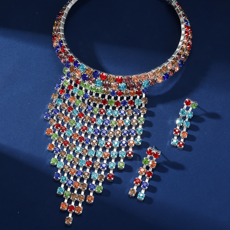 Set nakita s rhinestones i cirkonima, izgled punog dijamanta, cinkova legura, lagani luksuz – naušnice, ogrlica i narukvica