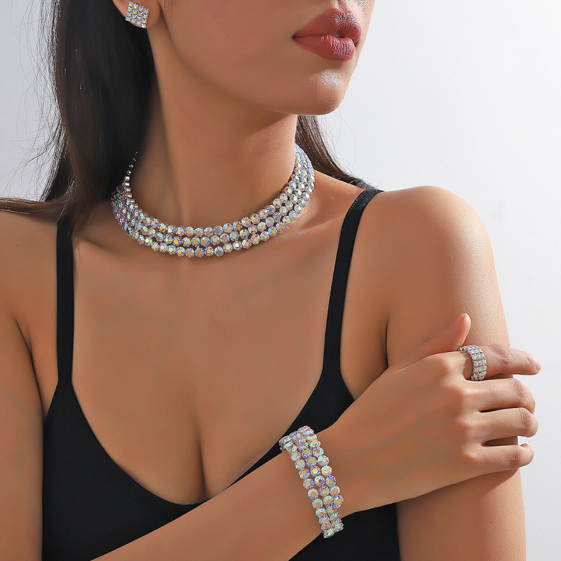 Set nakita s rhinestones i cirkonima, izgled punog dijamanta, cinkova legura, lagani luksuz – naušnice, ogrlica i narukvica