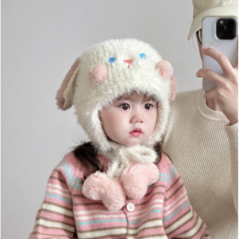 Laste kudumüts müts kõrvade kaitseks, soe ja tuuline sügis-talvel, kellakujulise kujundusega lai äär, materjal: 100% viskoos (Ice Hemp), satiinviimistlus, plüüsvooder, sobib alates 10-aastastest