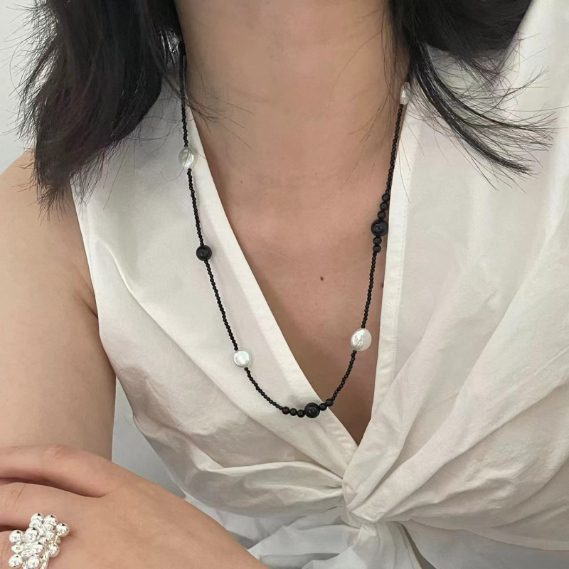 Colier din onix, stil chinezesc, lucrat manual de Yifei, Toamnă 2024.