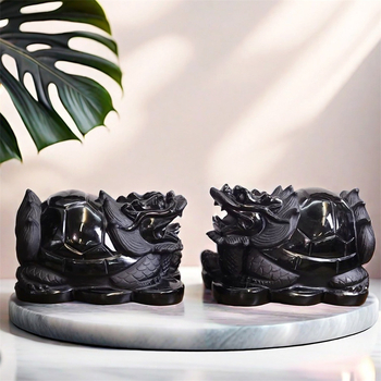 Драконова костенурка от обсидиан, естествен камък, модерен минималистичен декор.