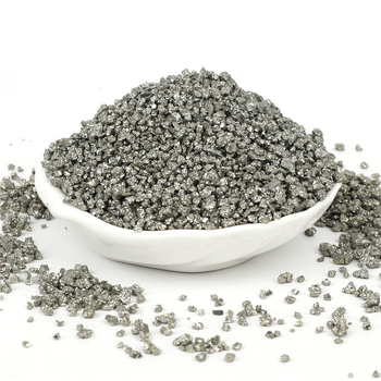 Пирит — естествени кристални фрагменти за декорация, естествен камък, иррегуларна форма, VS чистота