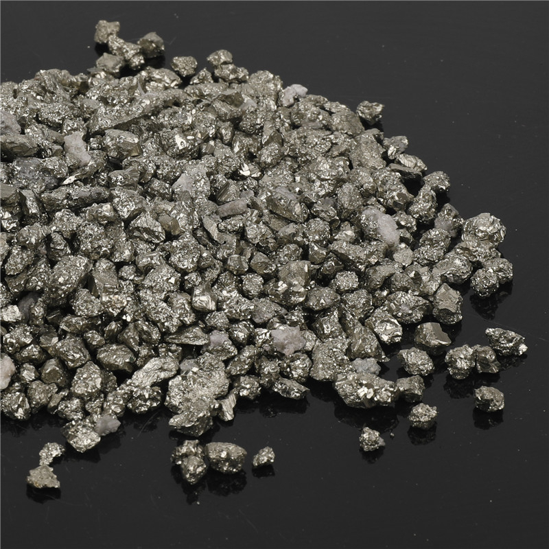 Пирит — естествени кристални фрагменти за декорация, естествен камък, иррегуларна форма, VS чистота