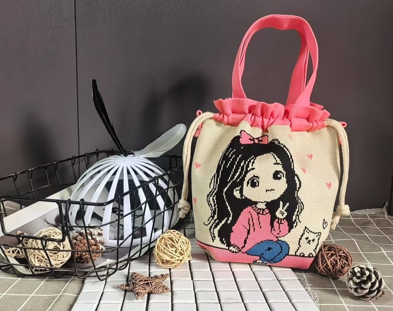 Τσαντάκι για μεσημεριανό γεύμα με κλείσιμο κορδονιού, οβάλ σχήμα, πολυεστέρας, εσωτερικές τσέπες για κινητό και ταυτότητα, χωρίς επένδυση, εξωτερική ανοιχτή τσέπη, καθημερινή χρήση