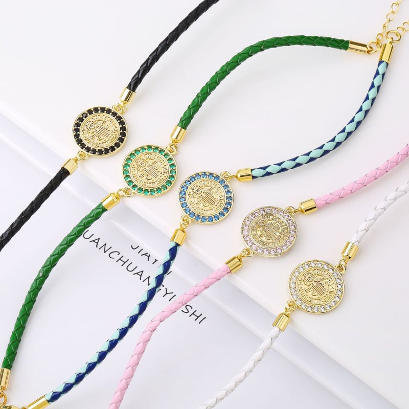 Гривна от месинг с електроплатина, унисекс, форма на звезда, сезон лято 2025