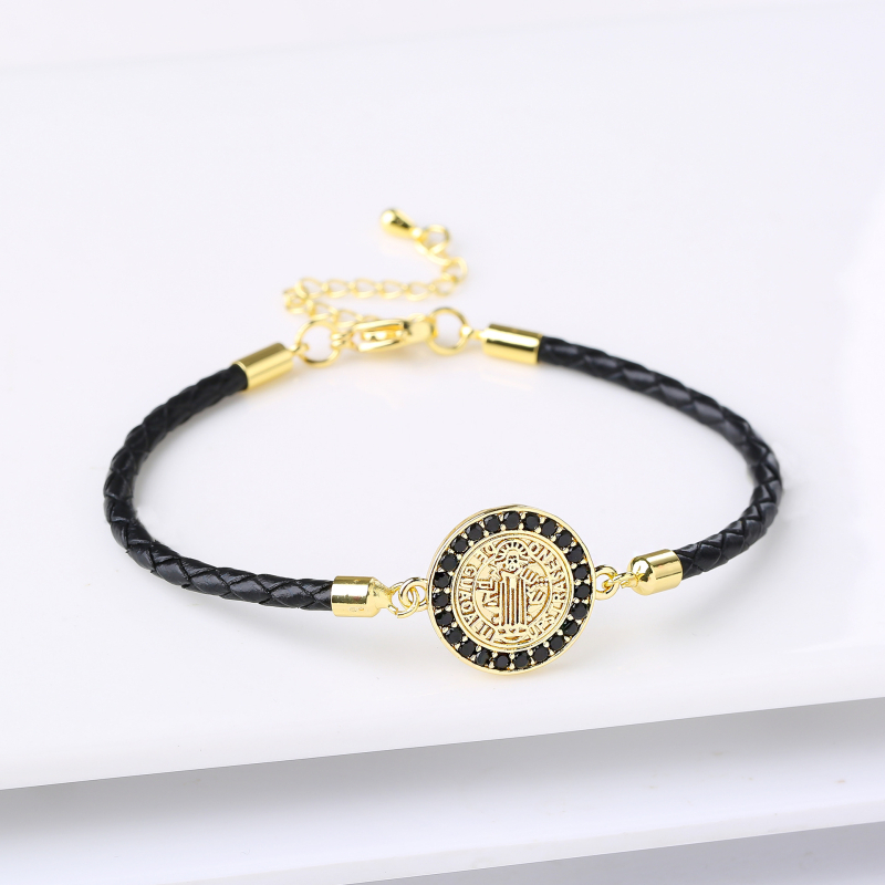 Гривна от месинг с електроплатина, унисекс, форма на звезда, сезон лято 2025