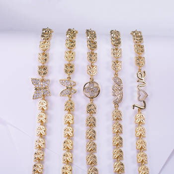 Гривна за жени, медно електроплатирана, сърцевидна форма, цирконови камъни