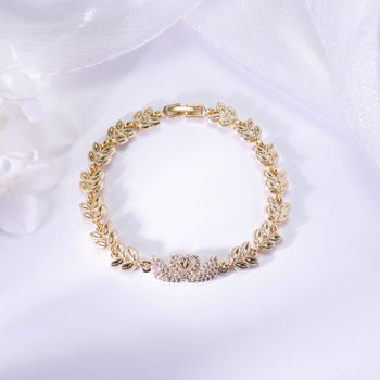 Гривна за жени, медно електроплатирана, сърцевидна форма, цирконови камъни