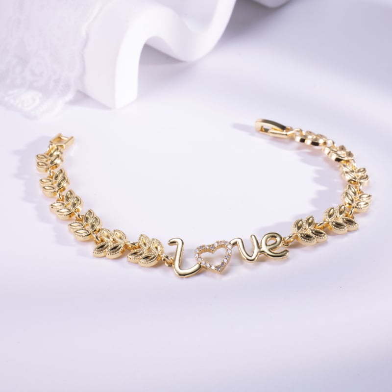 Гривна за жени, медно електроплатирана, сърцевидна форма, цирконови камъни