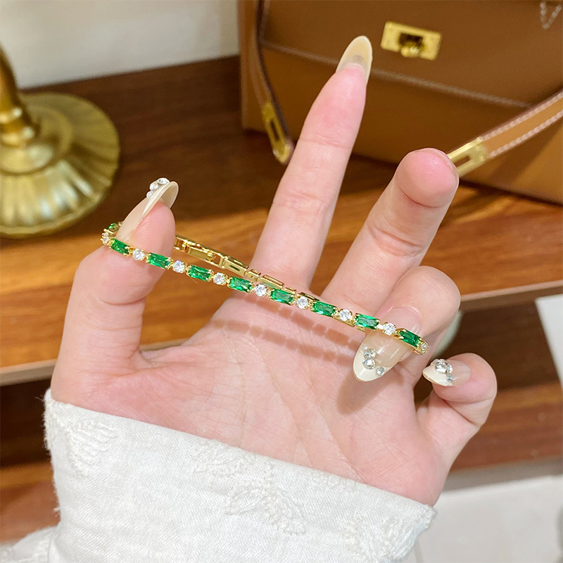 Гривна от мед за жени, геометрична форма, циркония, стил лукс