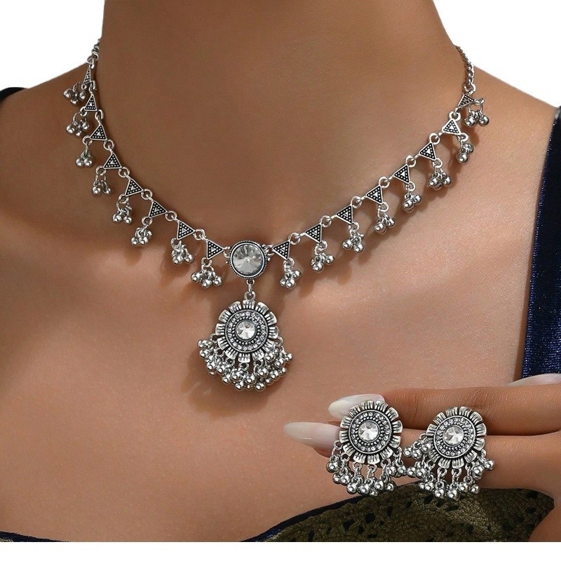 Ženski vintage set nakita – Ogrlica i naušnice, legura s rhinestones, obična lančana, privjesak od legure, uzorak zvijezda/sunce i mjesec