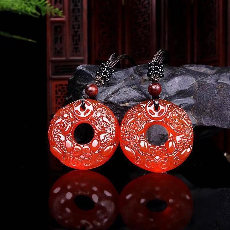 Медальон с двойни Pixiu от естествен агат, кръгла форма, гравирани детайли, чистота VVS