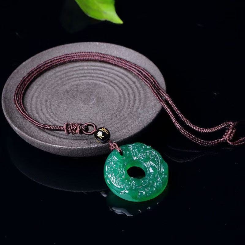 Медальон с двойни Pixiu от естествен агат, кръгла форма, гравирани детайли, чистота VVS