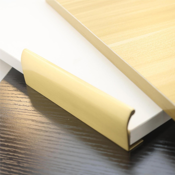 Latūnų spintelės durų rankena su lapų įkvėptu dizainu (Modelis 1038; Medžiaga: latūnas; Procesas: liejimas spaudimu; Taikymas: spintelės durys; Stilius: Šviesus prabanga)