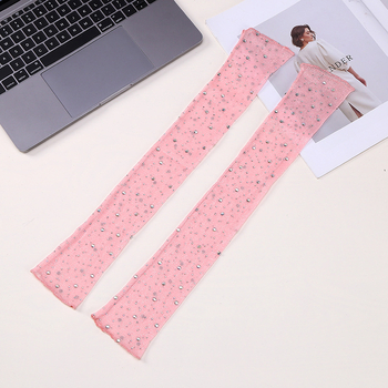 Μακριά δαντελένια UV γάντια χωρίς δάχτυλα με στρας, ελαστικά, πολυεστέρας 81–95% (Στυλ: Street, μη mainstream, μελλοντικό ρεύμα; Φθινόπωρο 2024)