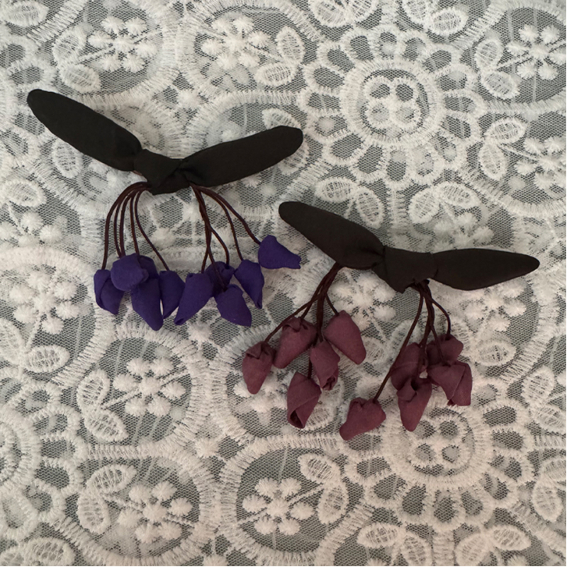 Брошка с лък и пискюл в китайски стил за украса (Материал: тъкан; Произход: Гуанджоу; Година/Сезон: есен 2025; Функция: украса; Стил: китайски)