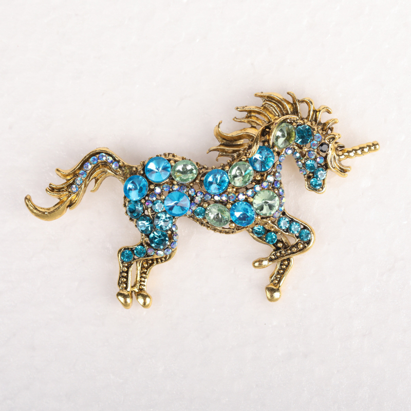 Единорог брошка с кристали, цинкова сплав, диамантено инкрустиране, карикатурен дизайн, унисекс