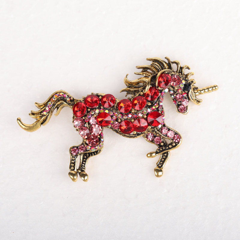Единорог брошка с кристали, цинкова сплав, диамантено инкрустиране, карикатурен дизайн, унисекс