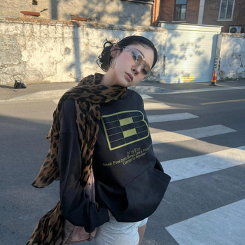 Шал с леопардов принт от Movie story, вълнен, произход Hangzhou, есенна колекция, пускане през пролет 2025