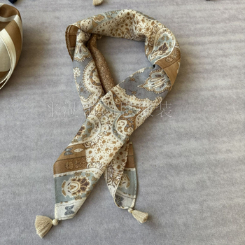 100% австралийска вълна триъгълен шал — ръчно навити ръбове; лек; мек; есен и зима