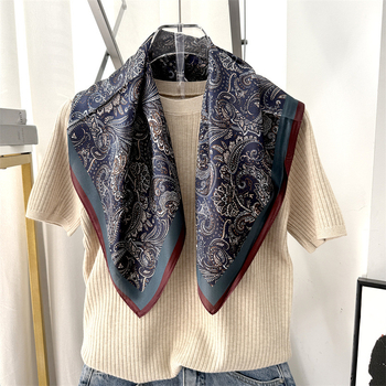 Шал от коприна тутова сатен - цифров печат, произход Ханчжоу, подходящ за пролет-лято-есен, лансиран през пролетта на 2025 г.