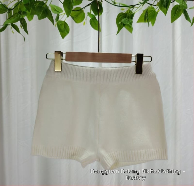 Широки плетени панталони с висока талия, дължина три четвърти, Arctic fleece плат, полиестерова смес, микроеластичност