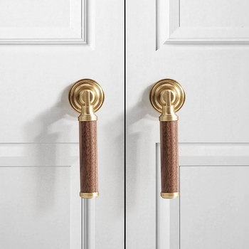 Дръжка за шкаф - медна сплав + орехово дърво, електроплатирана, стил лайт лукс, модел 2285/2287, за гардероб, шкафове и чекмеджета, баня и винен шкаф