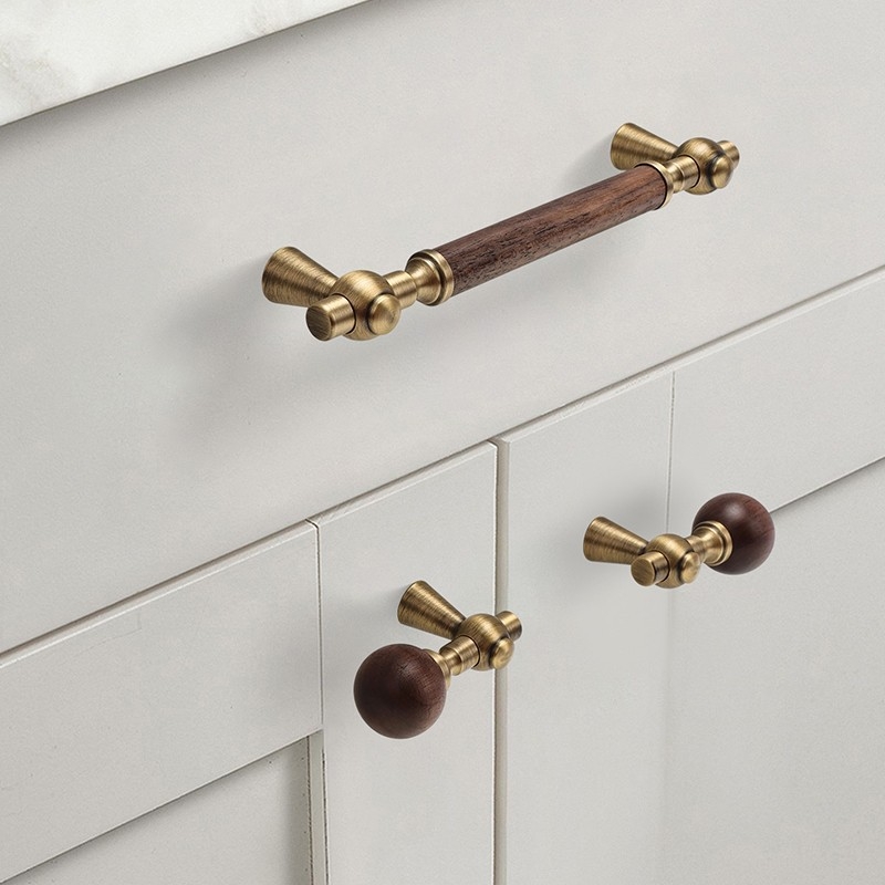 Дръжка за шкаф - медна сплав + орехово дърво, електроплатирана, стил лайт лукс, модел 2285/2287, за гардероб, шкафове и чекмеджета, баня и винен шкаф