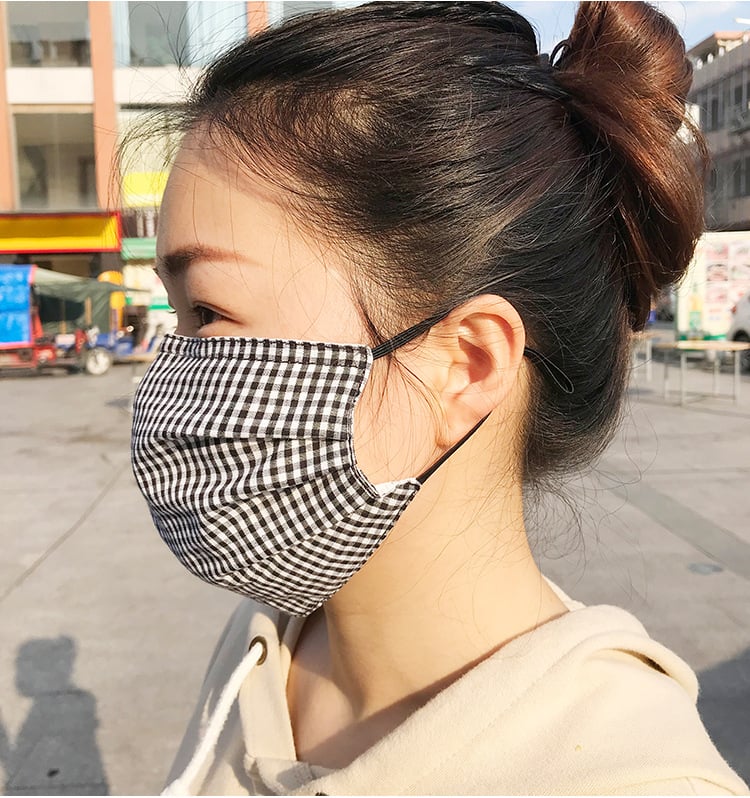 Памучна двуслойна дишаща маска за лице с каре модел, слънцезащита и защита от прах