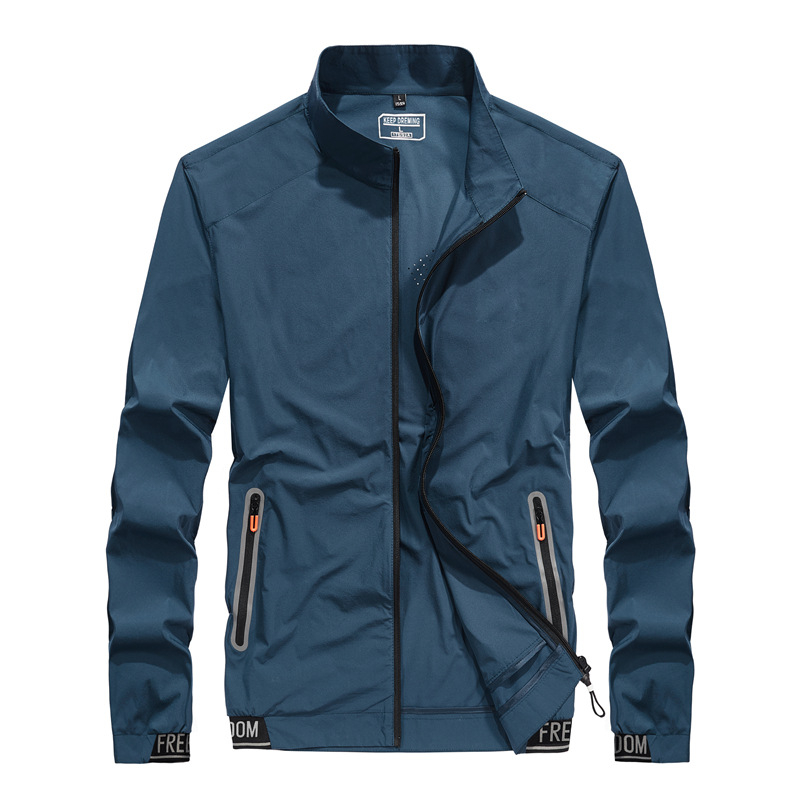 Lagana windbreaker jakna, slobodan kroj, bez kapulje, najlon tkanina, prednji zatvarač