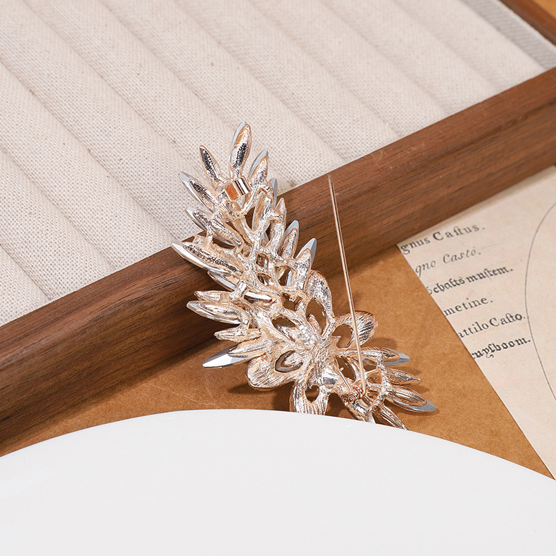 Καρφίτσα από κράμα σε σχήμα χρυσάνθεμου – αγροτικό στυλ, ηλεκτροπλατίωση, διακοσμητικό.