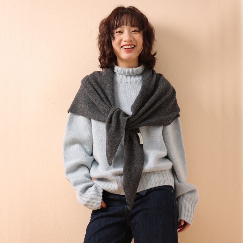 Τριγωνικός σάλι από 100% μαλλί, ύφανση warp-knitting, ζεστασιά για τον χειμώνα, γυναικείο αξεσουάρ, κομψό και καθημερινό στυλ.