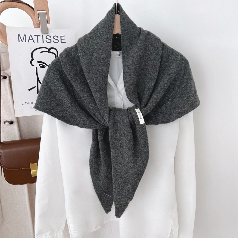 Τριγωνικός σάλι από 100% μαλλί, ύφανση warp-knitting, ζεστασιά για τον χειμώνα, γυναικείο αξεσουάρ, κομψό και καθημερινό στυλ.
