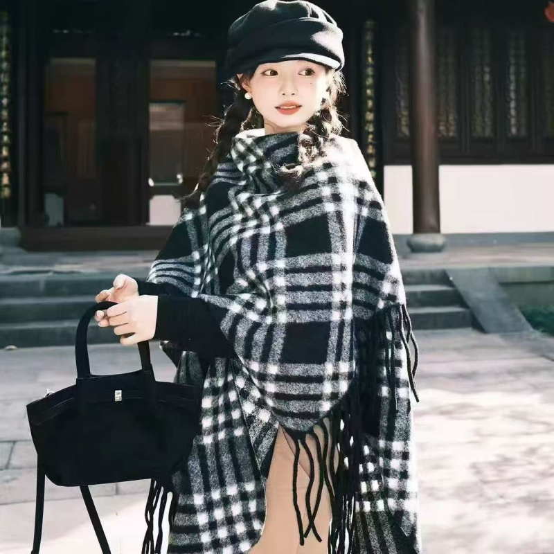 Șal dama cu ciucuri, model pătrat în carouri și dungi, poliester, țesătură Jacquard prin warp-knitting, păstra căldura, stil coreean, pentru toamnă-iarnă