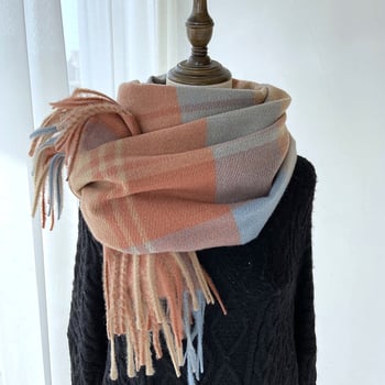 Дамски зимен шал: каре с пискюли, корейски стил; warp knitting плат, imitation cashmere, полиестер; топъл и удобен.