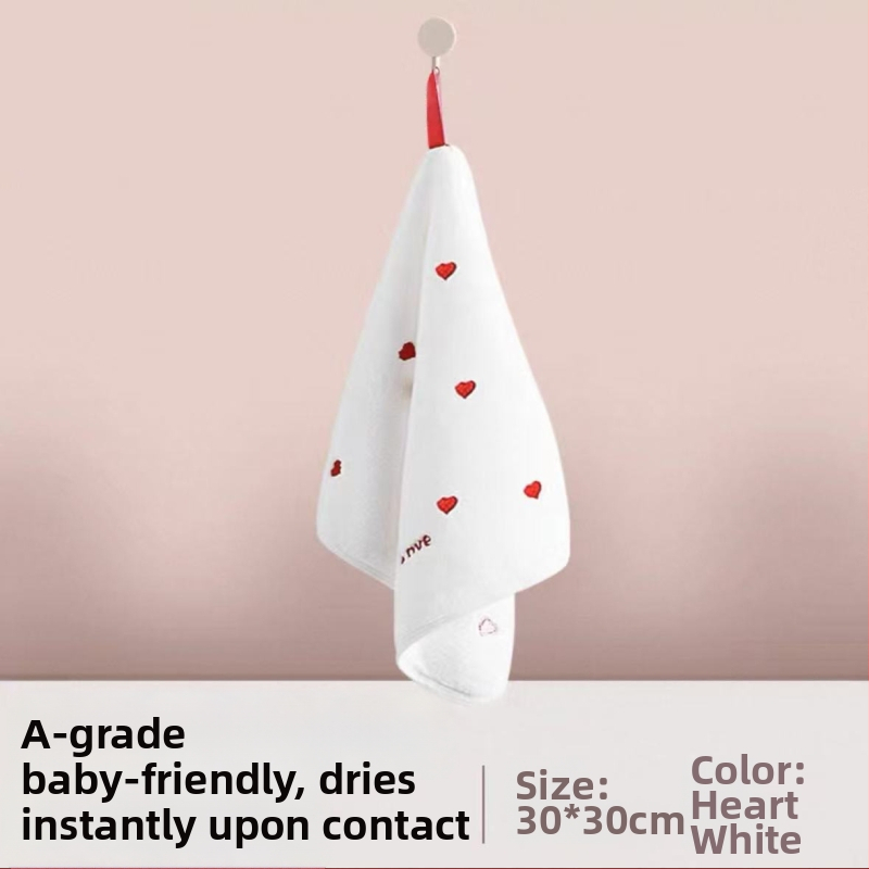 Vannitoa käterätik – lõhnatu, kiire kuivatamine, 0–5 s imavus, kiudusid eraldamata; korallfliis 80 g; tikand ja hems.