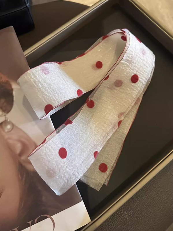Šal s točkastom čipkom, warp-knit štep od poliestera, Podrijetlo: Jinhua, Proljeće 2024