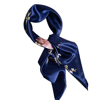 Τετράγωνος φουλάρι από Simulation Silk, Απλό ύφανση, Άνοιξη 2023, Fashion Commuter