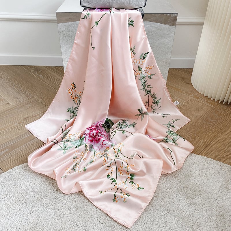 Τετράγωνος φουλάρι από Simulation Silk, Απλό ύφανση, Άνοιξη 2023, Fashion Commuter