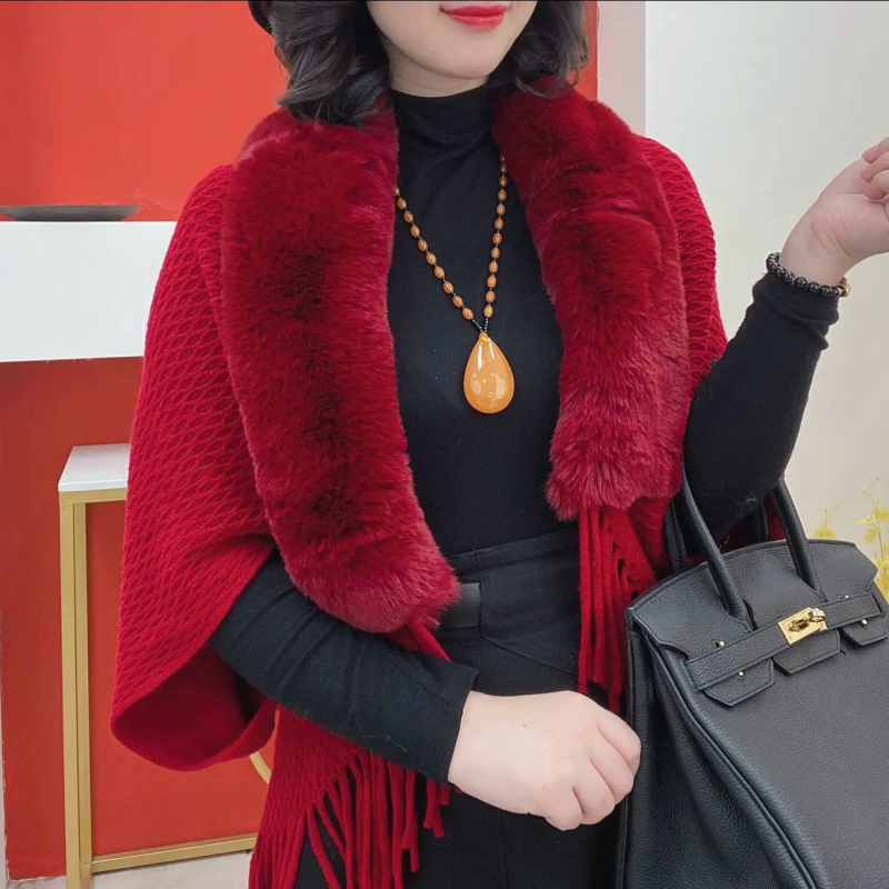 Ženski šal‑pončo s velikim ovratnikom - od akrilne vune, jednobojan, srednja duljina, elegantan stil