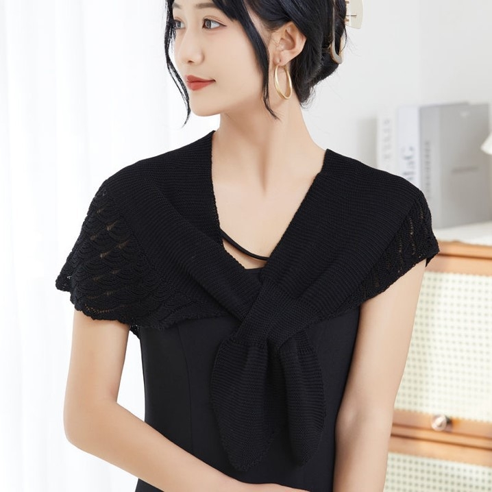 Șal tricotat pentru femei — pelerină cu coadă de pește, înfășurare la umeri, model monocrom, tricot vară-primăvară-toamnă