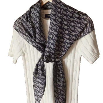 Mullberi selyemsál, magas minőségű tavasz-nyár, twill szövés, Hangzhou eredet, 2025 tavasz kiadás